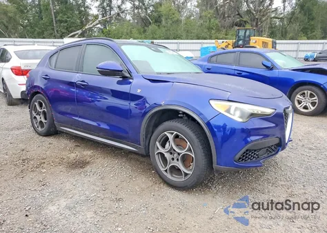 2022 Alfa Romeo Stelvio Ti z USA, uszkodzony, nr VIN ZASPAKBN9N7D39605